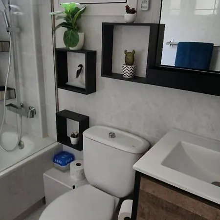 A 50 Metros De La Playa Апартаменти *